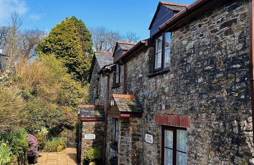 Woolsery Cottage | Rosie's Holiday Cottage in North Devon With Indoor Heated Swimming Pool