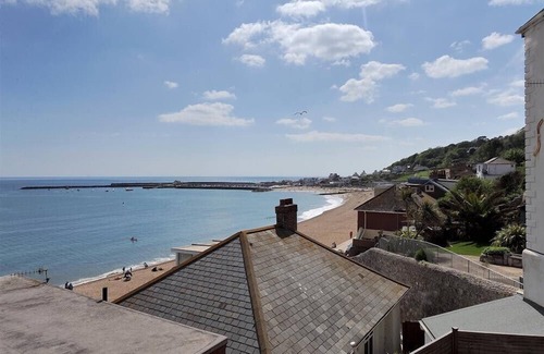 Lyme Regis Cottage | ROSS HOUSE, family friendly, country holiday cottage in Lyme Regis