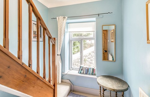 Tideswell Cottage | ROSSKEEN, family friendly, with a garden in Tideswell