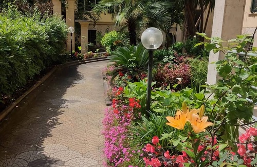 Quartiere XV Della Vittoria Apartment | Rosy Apartment Rome Vatican City