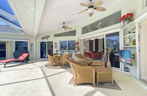 Long Meadow Villa | Rotonda Palms, full refund, pool heat, sleeps 8