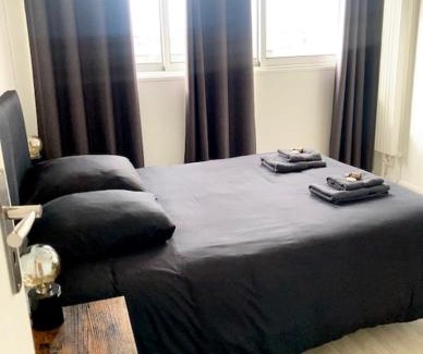 Centre Ville Rive Gauche Apartment | Rouen Vue Cathédrale