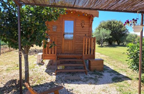 Fuveau Ski Chalet | Roulotte en bois