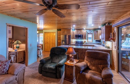 Park Falls House | Round Lake Retreat | 2 Bed, 1 Bath