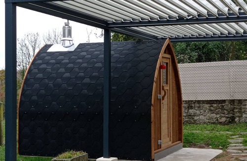 Issoudun-Letrieix Cottage | ROUND TABLE GITE
