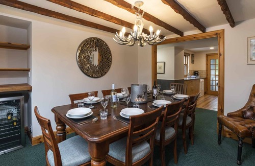 Aviemore Cottage | Rowan Cottage - Retreat Group