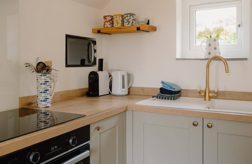 Croyde Cottage | Rowan Cottage - Sleeps 4 in Croyde