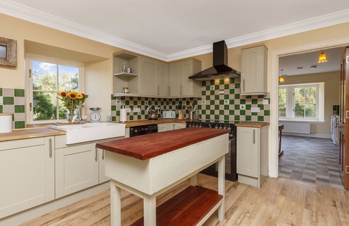 Ardgay Cottage | ROWAN HOUSE, pet friendly, luxury holiday cottage in Bonar Bridge