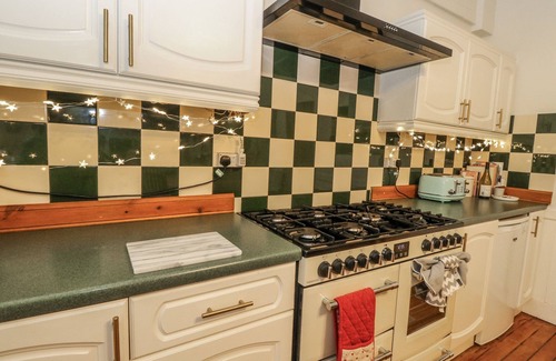 Letham Grange House | ROWAN TREE HOUSE, pet friendly, character holiday cottage in Brechin