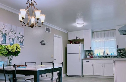 Rowland Heights House | Rowland Hts New remodelled15Miles-Disney