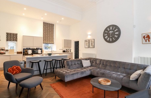 Newland Near Ulverston House | ROWLEY HOUSE AT STONE CROSS MANSION, pet friendly in Ulverston
