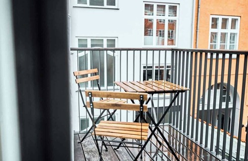 Indre By Apartment | Royal 2br - By Amalienborg