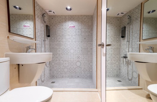 Kaohsiung City Centre House | Royal Group Hotel Xiong Zhong Branch