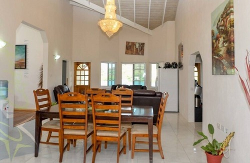 Calvigny House | Royal Harbour Front - House