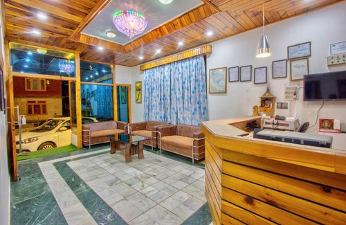 New Manali Hotel | ROYAL HILL MANALI