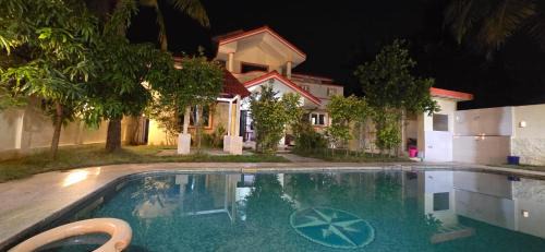 Sadras Villa | Royal Holiday Homes 4BHK premium Luxury Beach Villa, Uthandi
