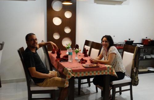 Chittorgarh Hotel | Royal Hopp-Inn Chittorgard