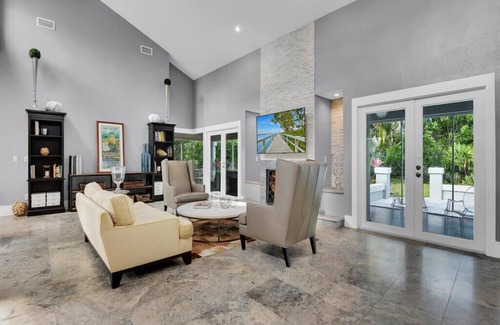 Kings Lake House | ROYAL LANE RETREAT - High-End Custom Home, Steps to Community Pool!