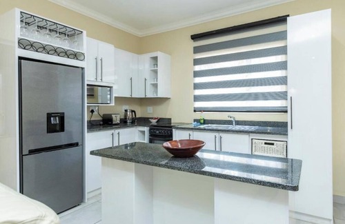Marloth Park Apartment | Royal Marlothi Kruger Safari Lodge and Spa Deluxe Luxury Suite