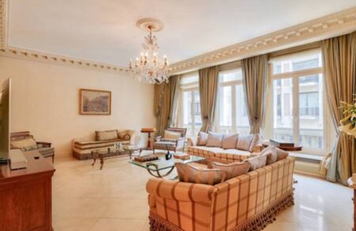 Champs-Elysees Apartment | Royal Montaigne in Paris