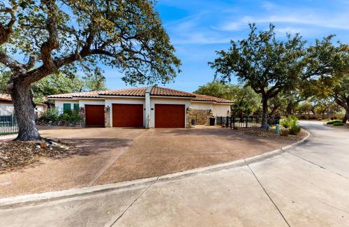 Fulton House | Royal Oaks Retreat