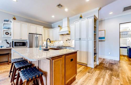 Fulton House | Royal Oaks Retreat
