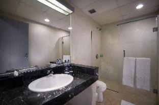 Jakarta Hotel | Royal Palm Hotel & Conference Center Cengkareng