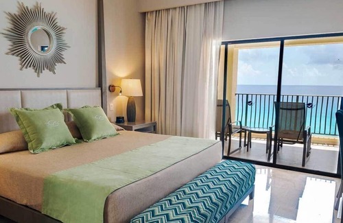 Zona Hotelera Resort | Royal Resorts - Two Bedroom Master Suite Beachfront