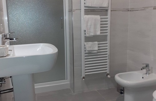 San Faustino-Madonnina-Quattroville House | Royal Room & Breakfast