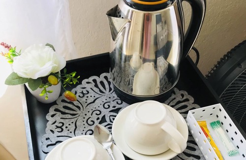 Bulawayo Apartment | Royal suite - en-suite bathroom (Bed Only)