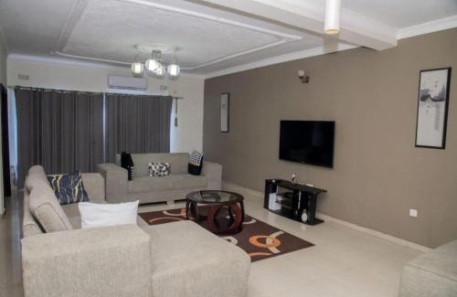 Lusaka Villa | Royal Suites Apartments