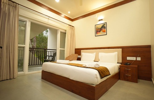 Kanjirappally Hotel | Royalton Residency