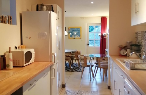 Quintin House | Roz Maria Cottage – Spacious, Modern, and Private Park, 20 Minutes from the Sea