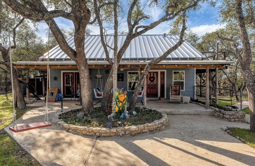 Canyon Lake House | Roz's Rusted Porch - Whitewater Amp, River, Lake