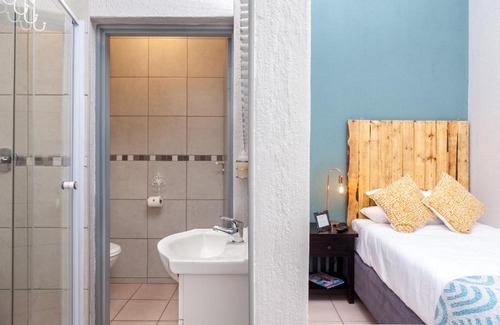 Nelspruit Hotel | Rozelee Rest
