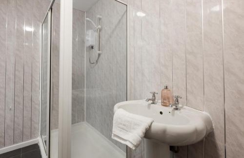 Kirkdale Apartment | RST Stanley Park