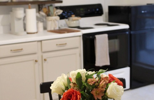 Wellsboro Apartment | Rt 6 Guest SuitennCharming 2 bedroom apartment near Wellsboro