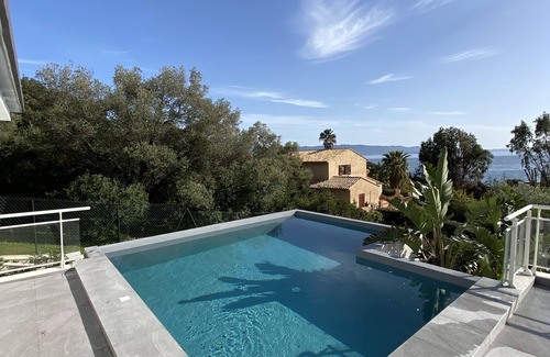 Ajaccio Villa | Rte des Sanguinaires Villa with swimming pool 150 m walk from the beach.