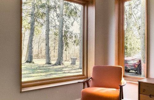 Harbert House | Ruby's Retreat - 3BR cottage in Sawyer near Warren Dunes