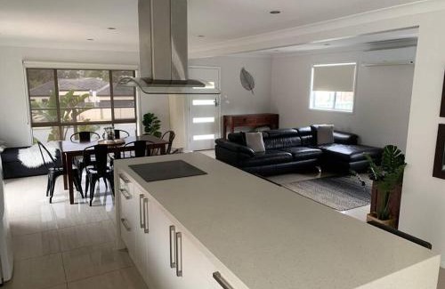 Anna Bay House | Ruby Tuesday - Little Beach House