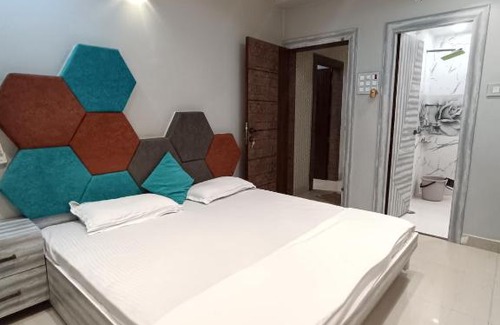 Varanasi House | Rudraksha Inn