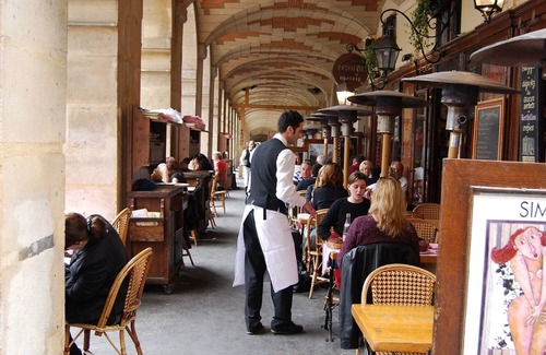 Archives Apartment | Rue de Turenne -in the heart of the ancient neighborhood of Marais