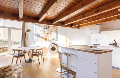 Chernex Apartment | Rue du Centre | Bright duplex near Montreux train station