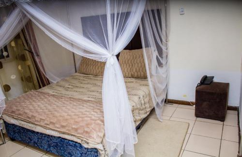 Lusaka Cabin | Rugems Executive Lodge