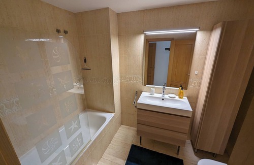 La Maternitat i Sant Ramon Apartment | Ruhige und Grosse 4-zi-wohnung Nahe Camp Nou