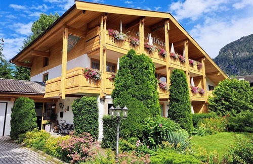 Lofer Bed & Breakfast | Ruhiges Appartement mit 1 Schlafzimmer und Balkon - Patricia, Haus