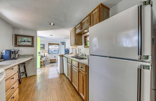 Ruidoso Cabin | Ruidoso Cabin w/Decks ~ 1 Mi to Downtown!