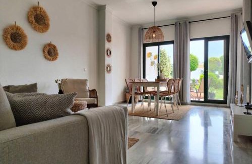Alhaurin el Grande Apartment | Ruim appartement, zonnig terras, Alhaurin Golf!