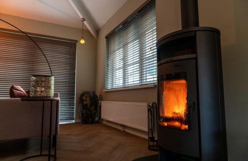 Krachtighuizen House | Ruim vakantiehuis met mooie tuin op de Veluwe