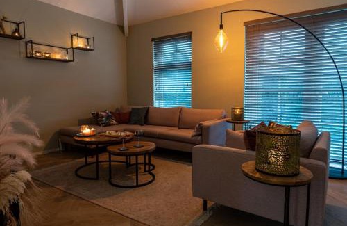 Krachtighuizen House | Ruim vakantiehuis met mooie tuin op de Veluwe